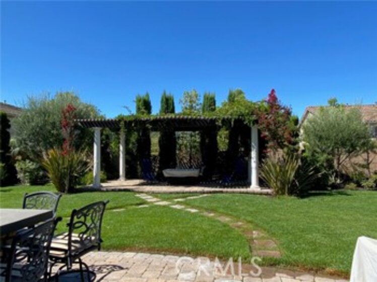 31621 Falcon Way Photo